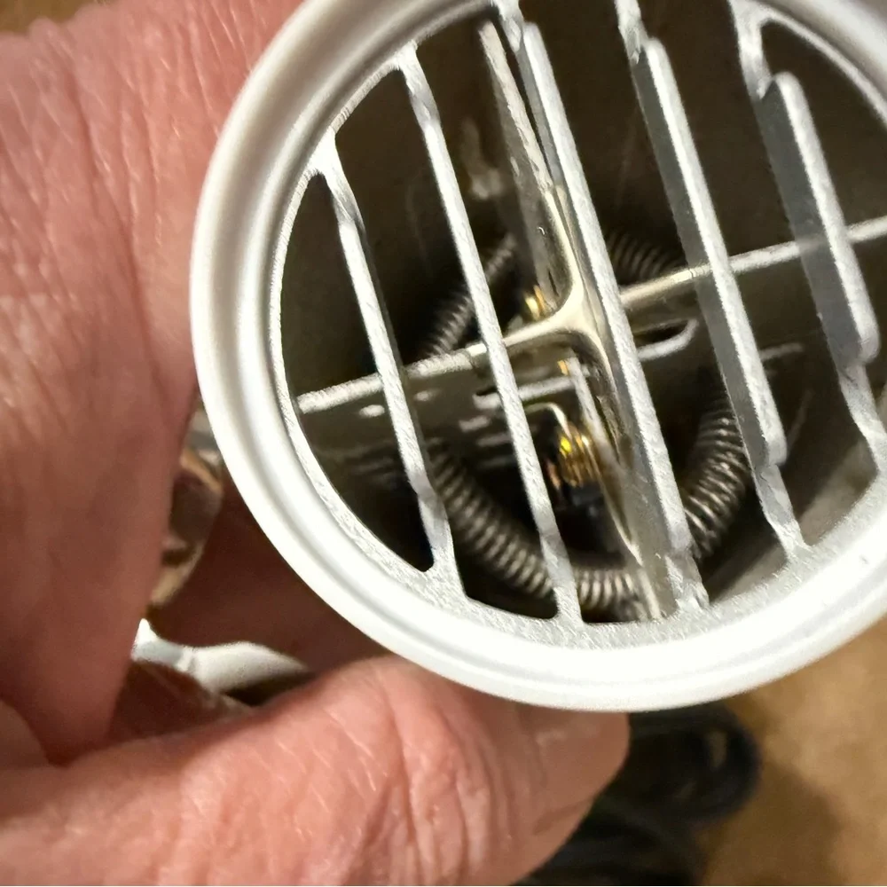 Chi pro Nano ionic technology Silver Blue Light Cleaner air Hair Dryer like new - Picture 6 of 14